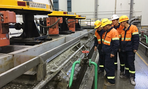 6b7947a3f36543d593c0c810e6fbd963