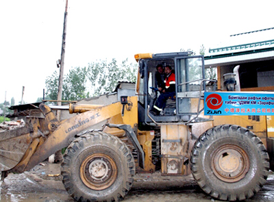 塔吉克斯坦政府及彭吉肯特灾民：：：谢谢6008集团官方网站矿业救援