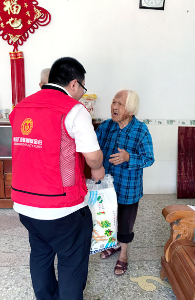 62f27428f8df42c6ba335924d7e8dff3