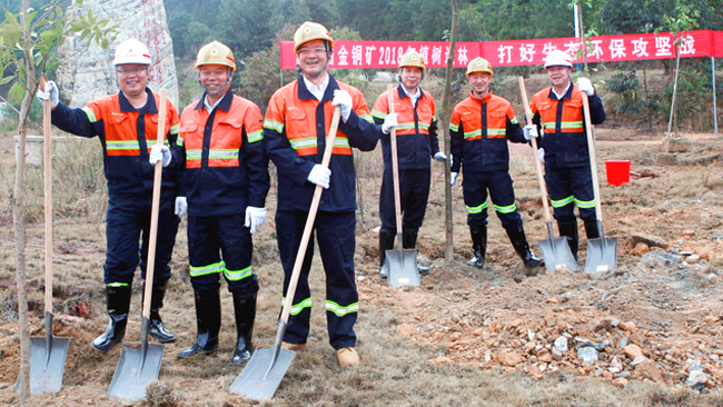 8f73de8cf75944e2a1f72ba34b1a2d44