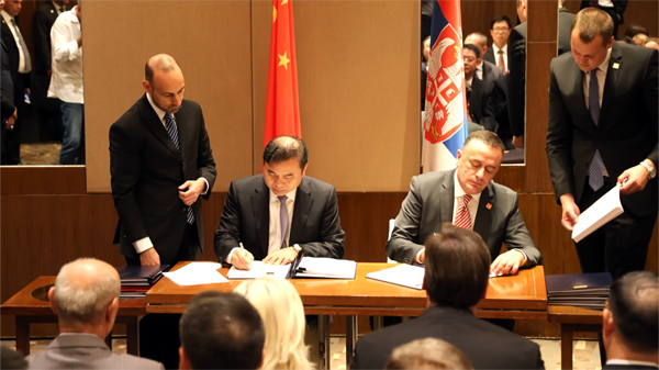 7a40529e4059413e8648d668b30a34c4