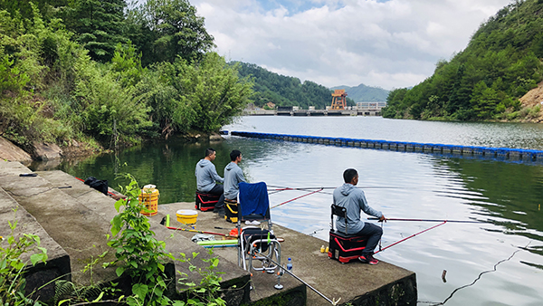 6008集团官方网站山第十届“6008集团官方网站杯”野钓拉力赛收杆