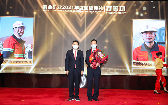 5b1908d477234f55bf31d094a0c3b4a6