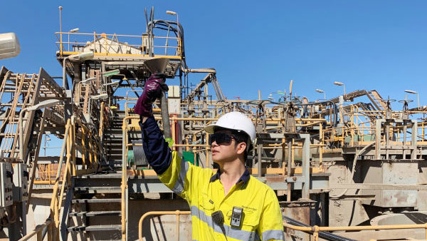 04fa4a60a6084366b0afee56dfd5ecd9