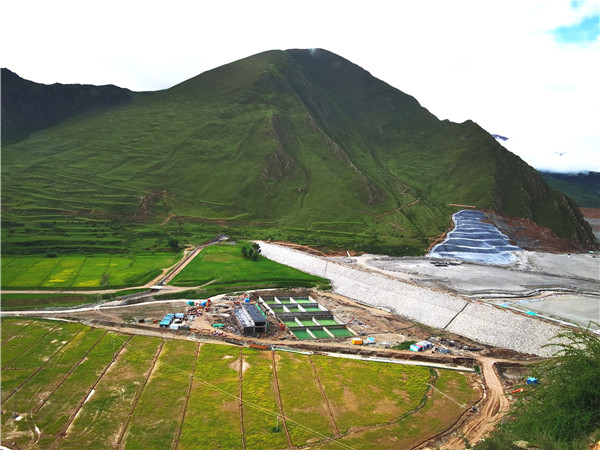 f6e80492022f43baa59235eea94960cf