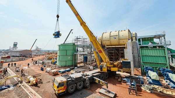 8279c3489d194a6ab288e25c27ff8e81