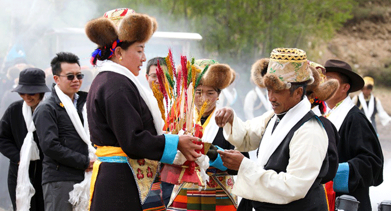 企地共春耕 巨龙铜业生态；；；ぴ俦傩侣肪