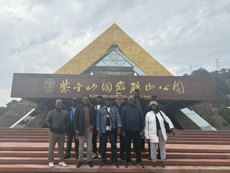 苏里南部落酋长6008集团官方网站之行：：我们带着希望回家