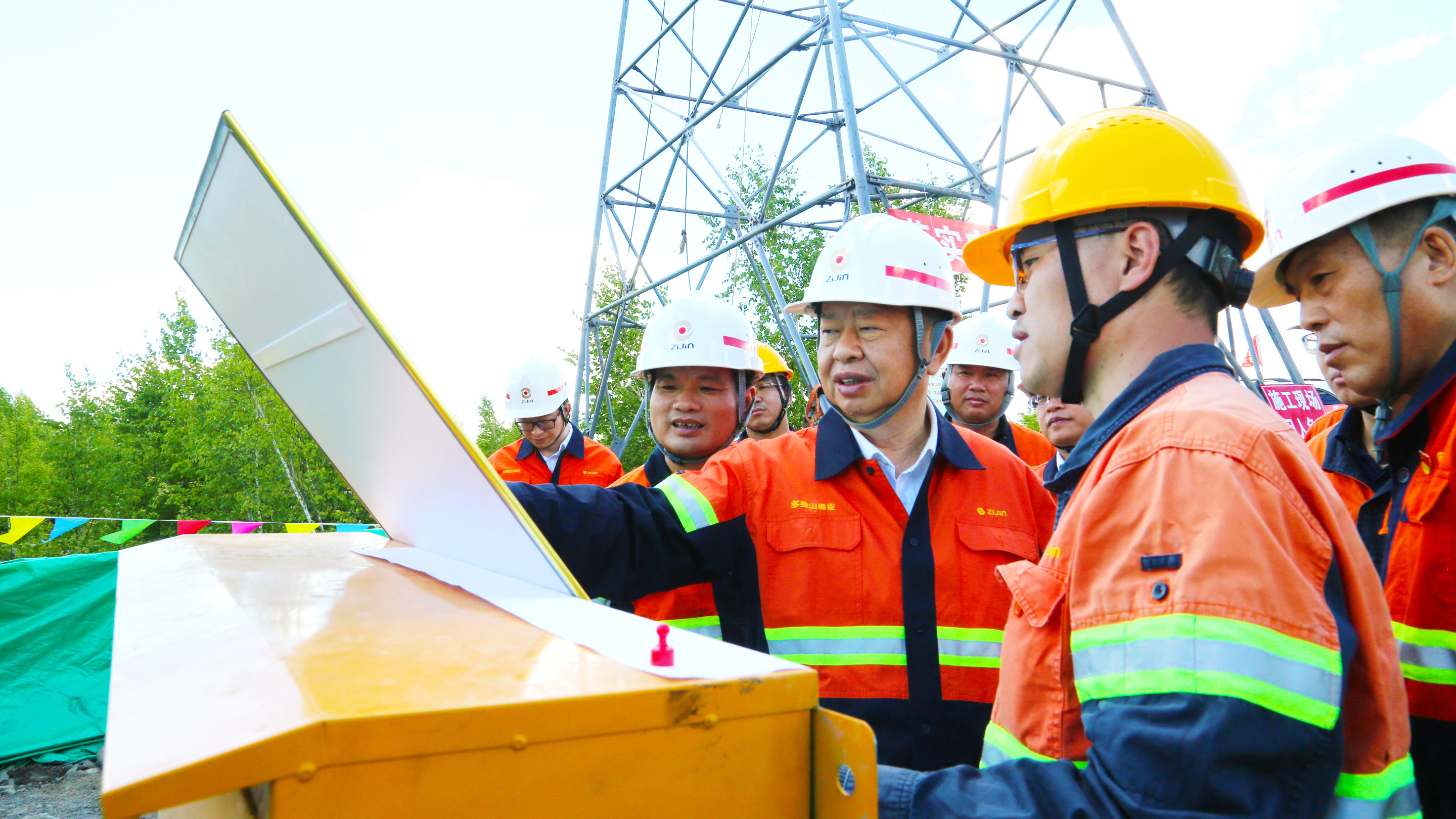 陈景河荣膺我国地质科技界最高声誉“李四光地质科学奖”
