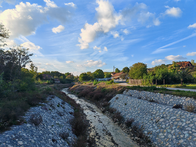 21b1412cb27f4bbabe1d4a519067ca6a