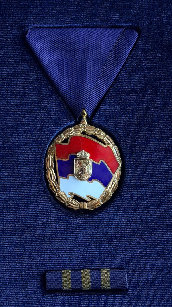 f4f229661be34bf1be31428ef702dd5d